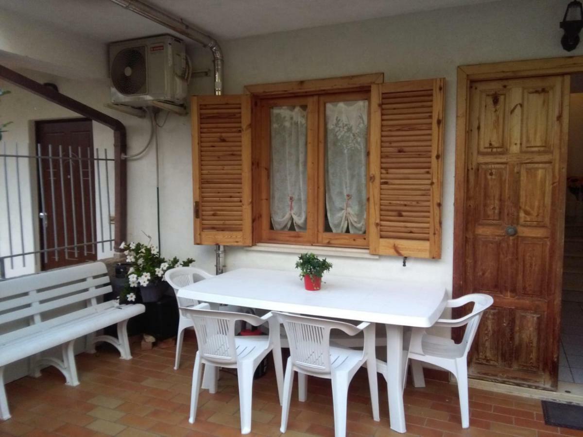 Villetta A Schiera Fiumefreddo Bruzio Exterior foto